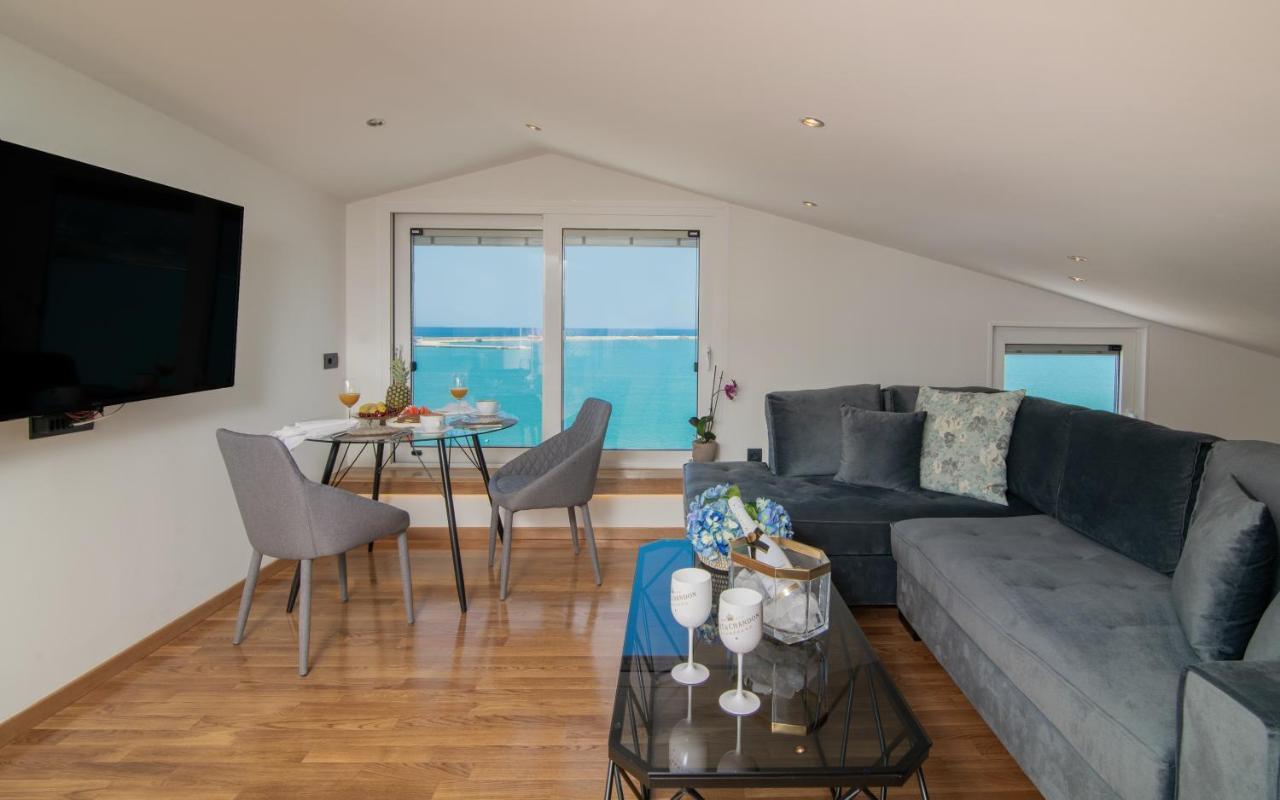 Minimal Loft With Sea View Over Zakynthos Harbor! Ngoại thất bức ảnh